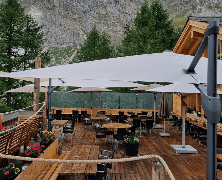 Glatz Sonnenschirm Referenzobjekt Bergrestaurant Stafelalp