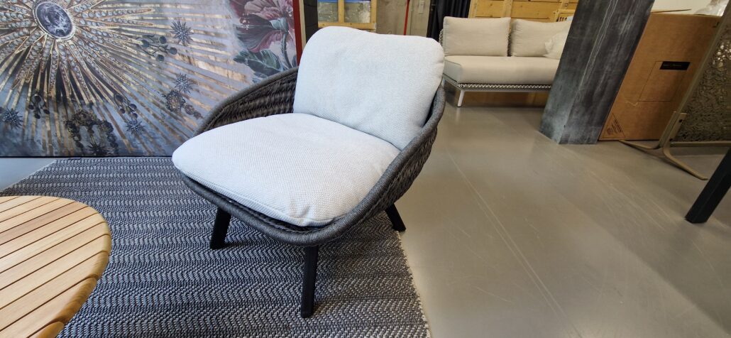 Manutti Sandua Sessel