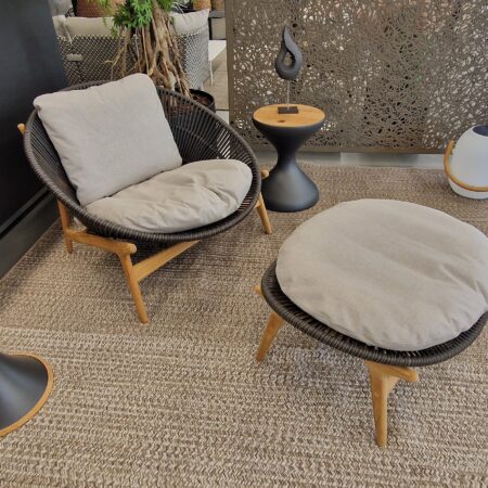 Gloster Bora Sessel inkl. Hocker