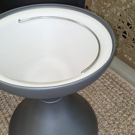 Gloster Bells Beistelltisch – Bild 2
