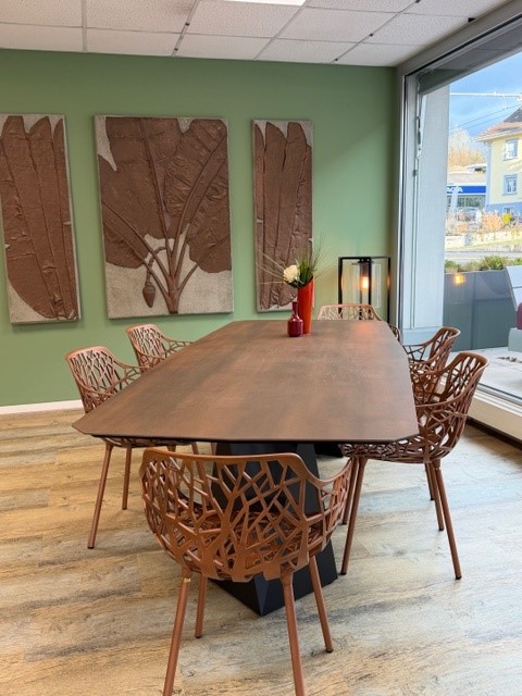 Fast Forest mit Tisch