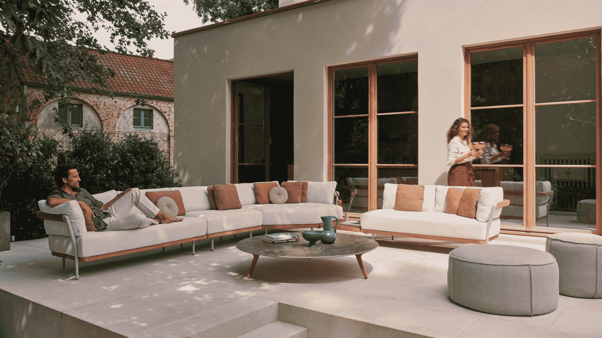 Gartentisch wetterfest featured image